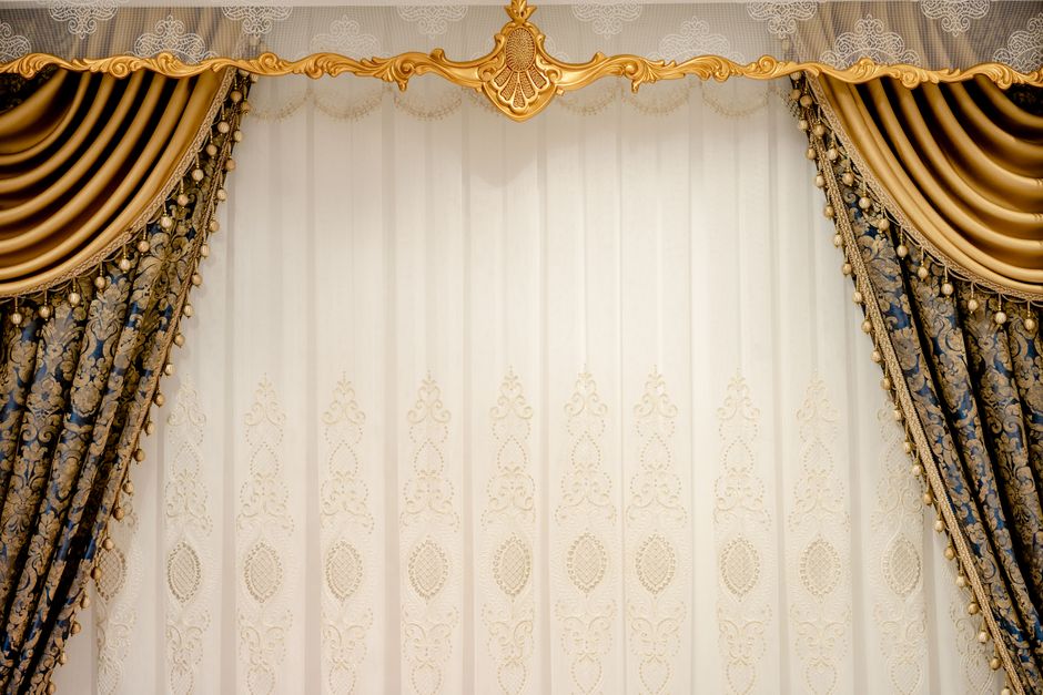 Variété de tissus pour rideaux personnalisés.