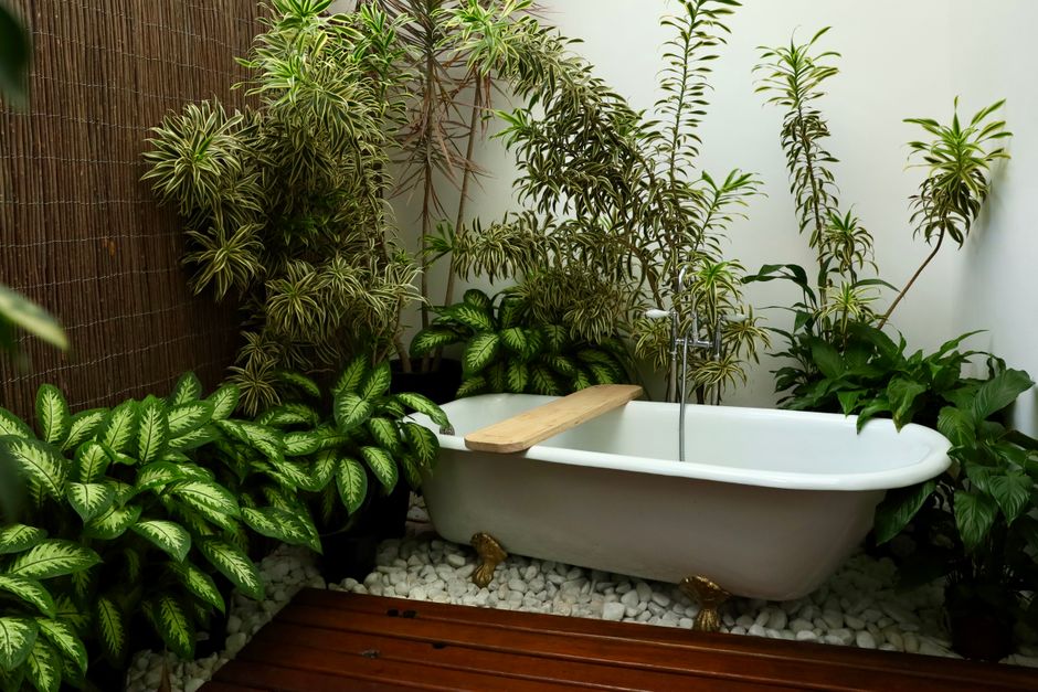 Groene badkamerstickers met botanisch design.